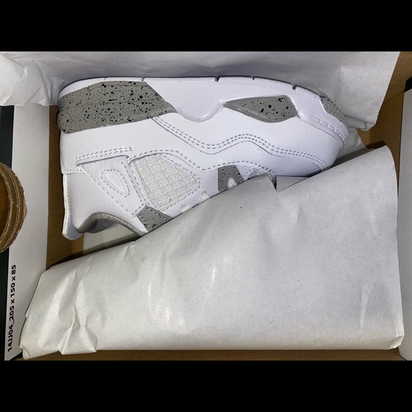 AIR JORDAN RETRO 4 TD ‘WHITE OREO’ - Picture 3 of 8